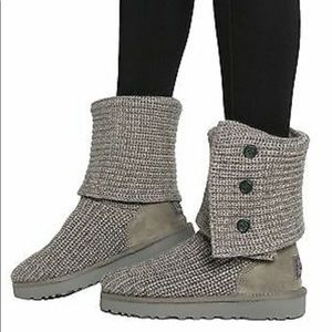 Ugg Classic Women’s Cardy Boot- Grey